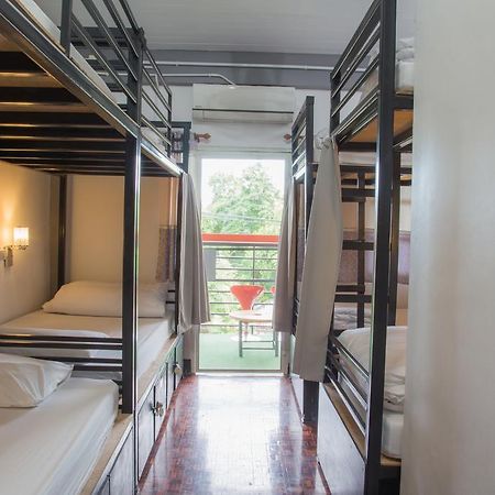 Cassette Hostel Chiang Mai Zewnętrze zdjęcie