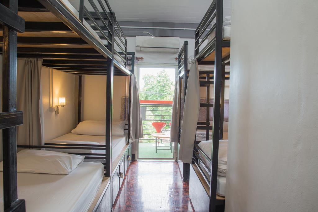 Cassette Hostel Chiang Mai Zewnętrze zdjęcie