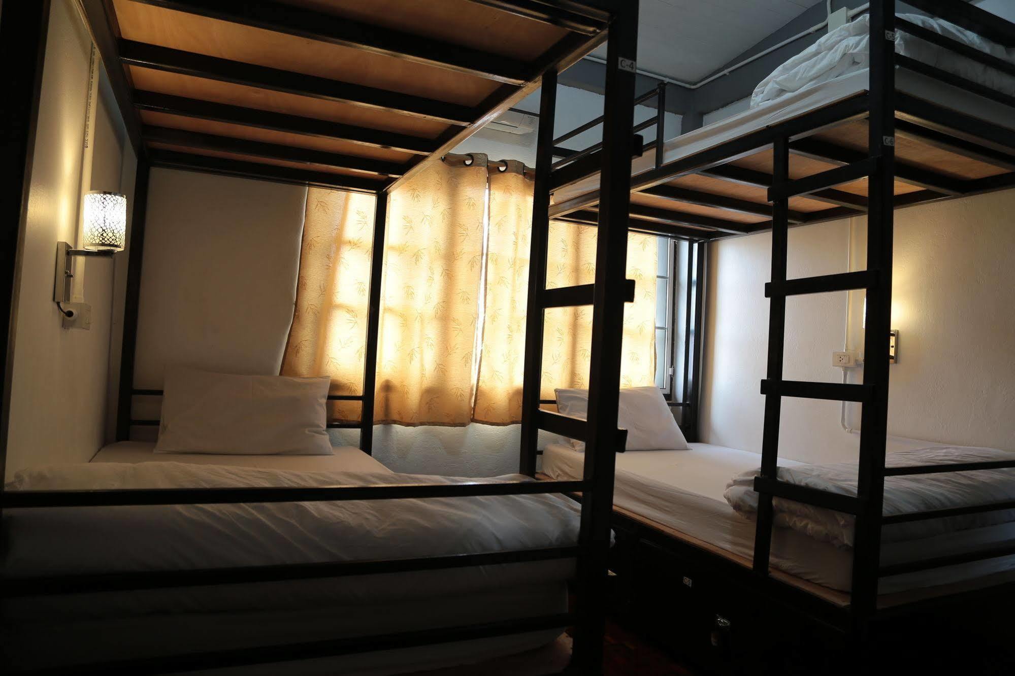 Cassette Hostel Chiang Mai Zewnętrze zdjęcie